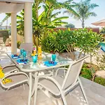 Villa Dora' S
