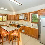 Dora' S Villa