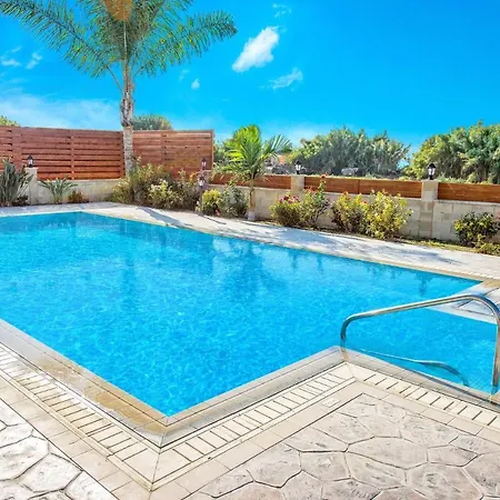 Dora' S Villa *