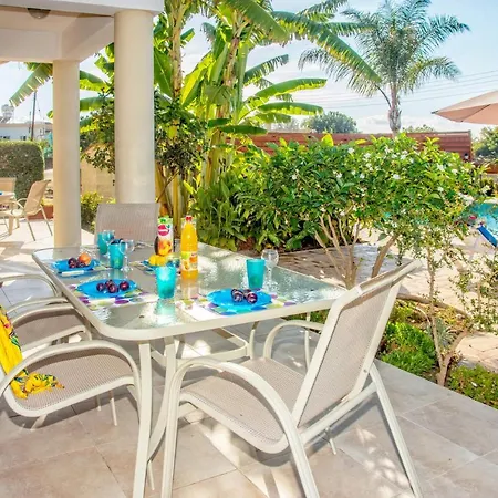 Villa Dora' S
