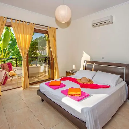 Вилла Dora' S *