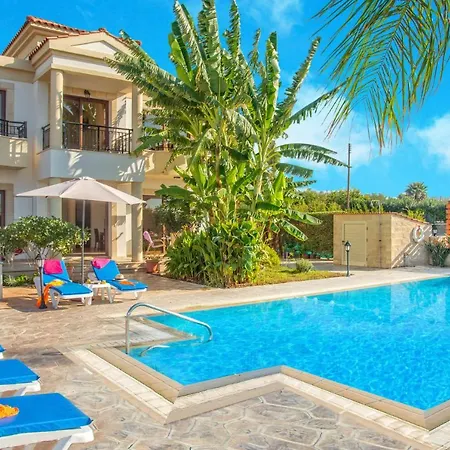 Dora' S Villa Argaka